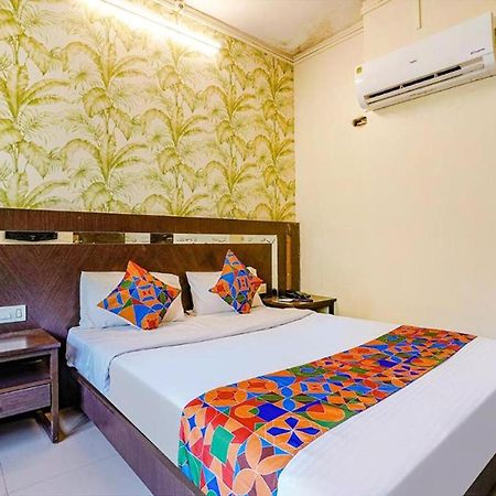 Hotel Gargi Deluxe Pune Exterior photo