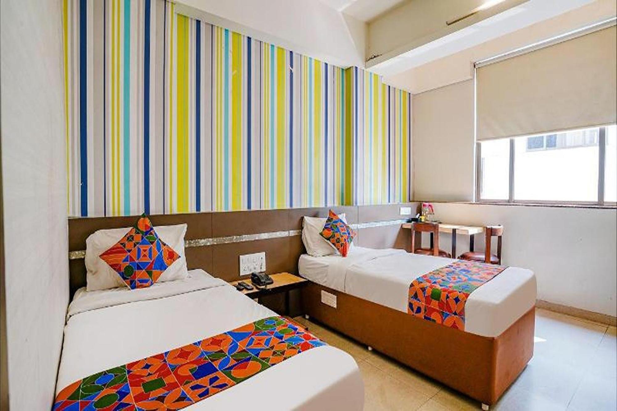 Hotel Gargi Deluxe Pune Exterior photo